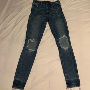 Medium denim skinnies